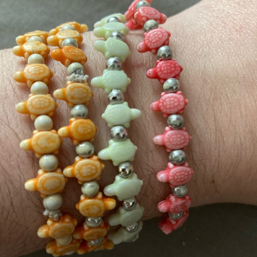Set of 4 Colored Turtle Bracelets